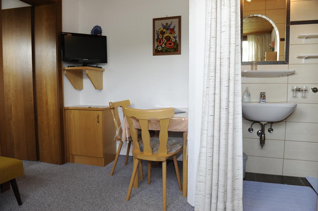 Bed and Breakfast Haus Dorfer Mariapfarr Exterior foto