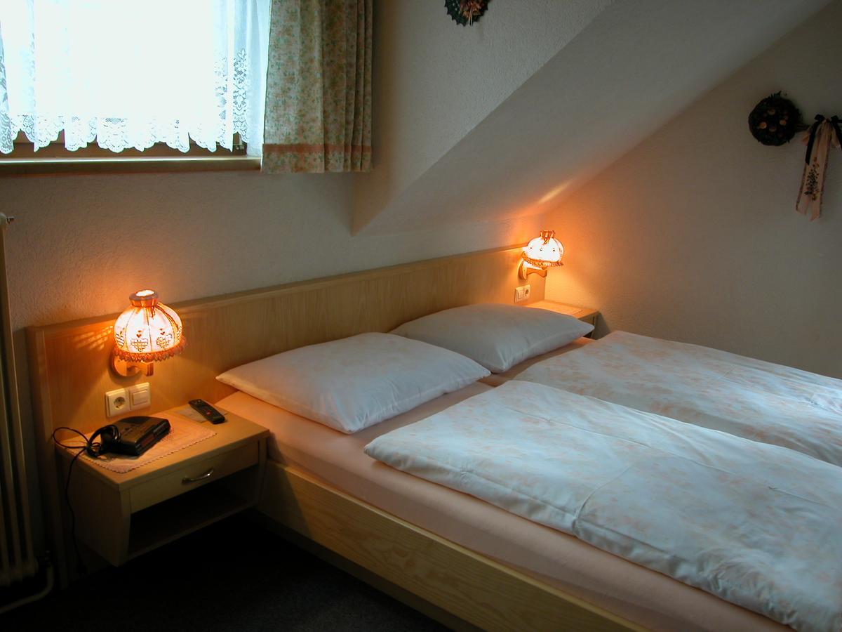 Bed and Breakfast Haus Dorfer Mariapfarr Exterior foto