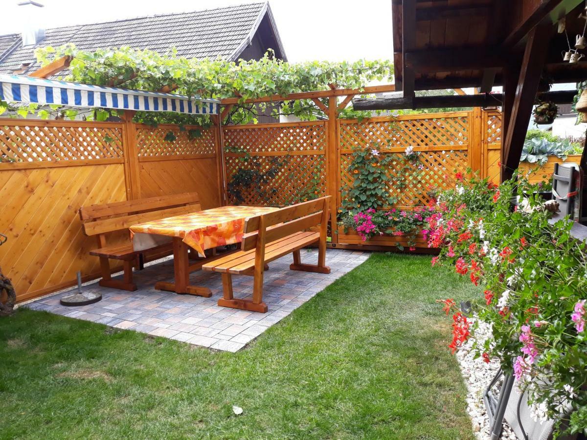 Bed and Breakfast Haus Dorfer Mariapfarr Exterior foto